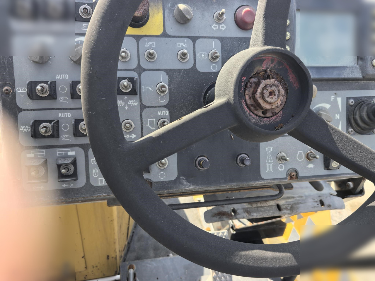 2010 CATERPILLAR AP-655D - Asfalt serici: fotoğraf 5 2010 CATERPILLAR AP-655D - Asfalt serici: fotoğraf 5