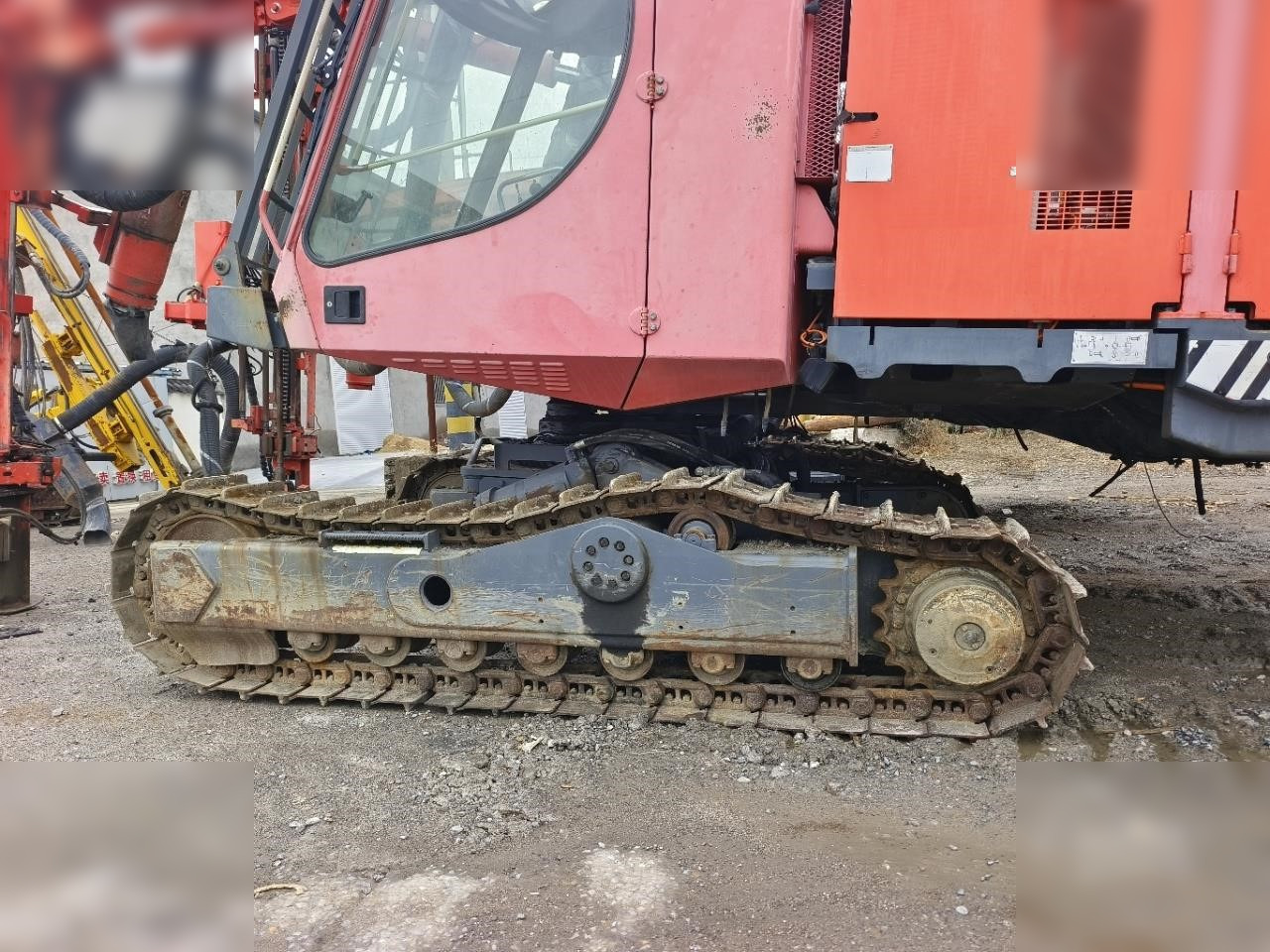 2011 SANDVIK DX800 - Burgu makinesi: fotoğraf 3 2011 SANDVIK DX800 - Burgu makinesi: fotoğraf 3