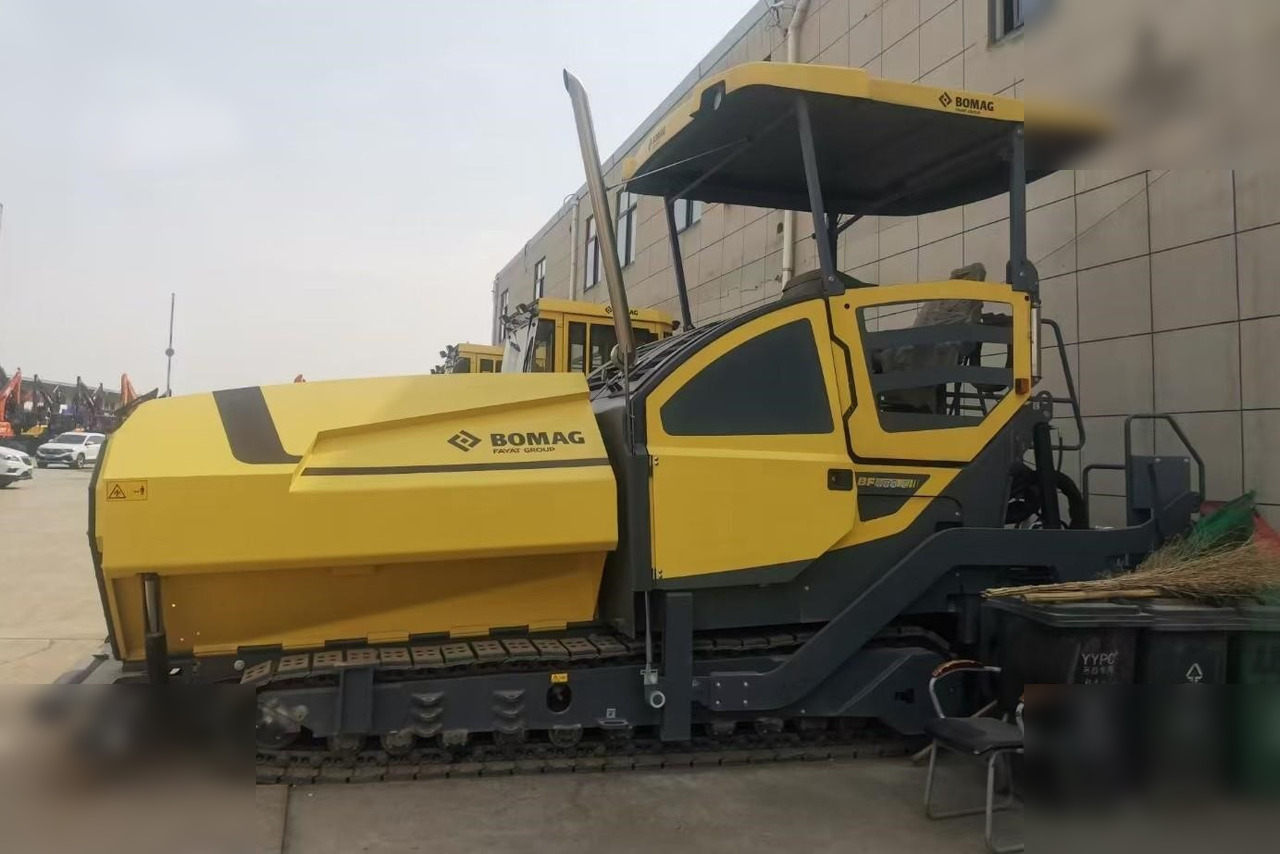 2021 BOMAG BF880C - Asfalt serici: fotoğraf 1 2021 BOMAG BF880C - Asfalt serici: fotoğraf 1