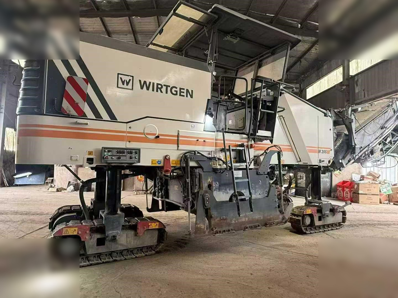 2021 WIRTGEN W205 - Asfalt freze: fotoğraf 2 2021 WIRTGEN W205 - Asfalt freze: fotoğraf 2
