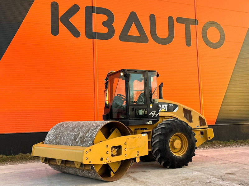 Caterpillar CS 56 3D Trimble DCM300G / AC - Silindir makinesi: fotoğraf 1 Caterpillar CS 56 3D Trimble DCM300G / AC - Silindir makinesi: fotoğraf 1