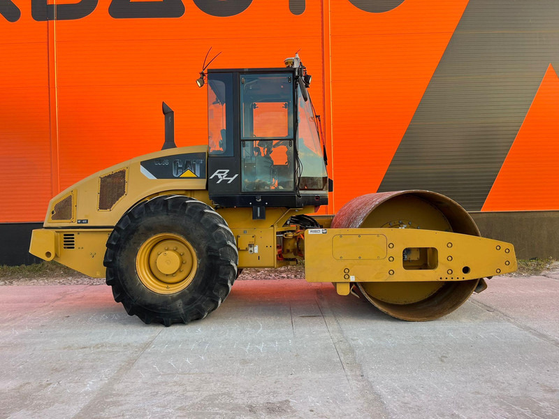 Caterpillar CS 56 PRICE WITHOUT Trimble 3D ! / AC - Silindir makinesi: fotoğraf 5 Caterpillar CS 56 PRICE WITHOUT Trimble 3D ! / AC - Silindir makinesi: fotoğraf 5