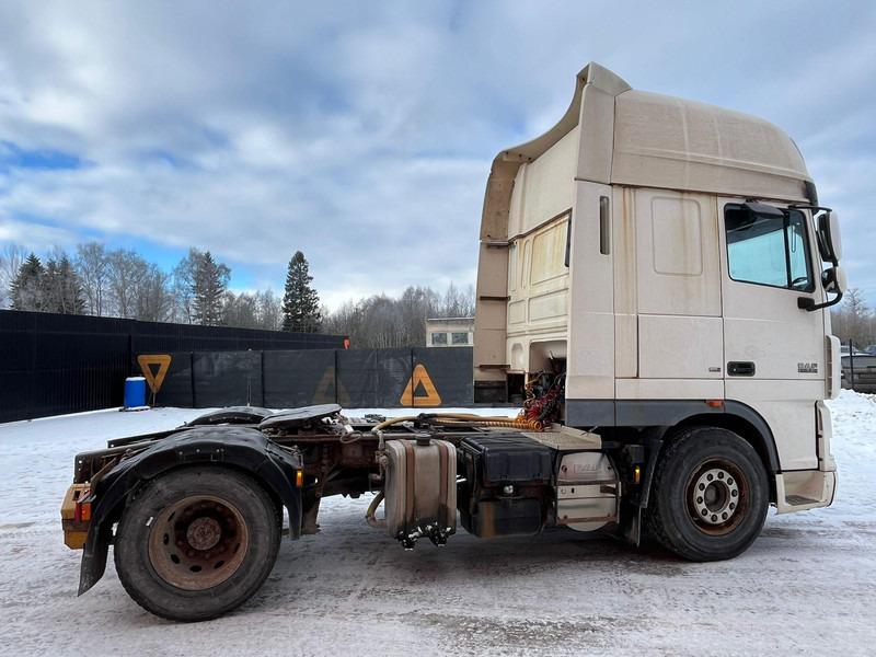 DAF XF 105.410 4x2 NOT ROADWORTHY ! / HYDRAULICS - Çekici: fotoğraf 5 DAF XF 105.410 4x2 NOT ROADWORTHY ! / HYDRAULICS - Çekici: fotoğraf 5