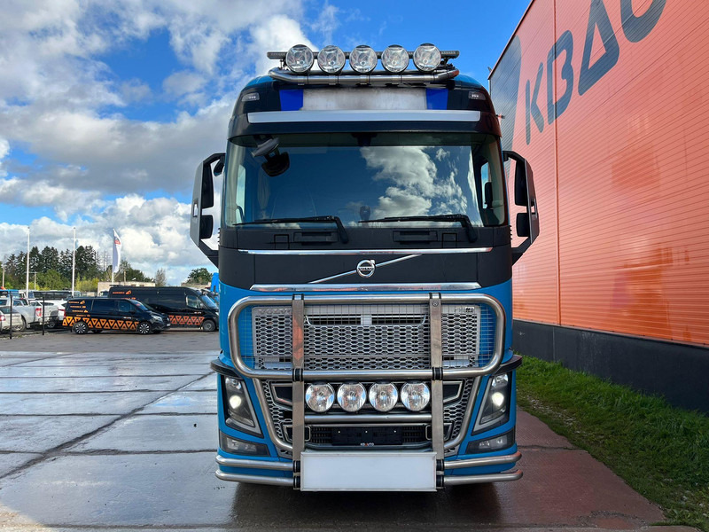 Volvo FH 16 750 8x4 GCW 130 ton / GLOBE XL / HYDRAULICS / BIG AXLES - Çekici: fotoğraf 2 Volvo FH 16 750 8x4 GCW 130 ton / GLOBE XL / HYDRAULICS / BIG AXLES - Çekici: fotoğraf 2