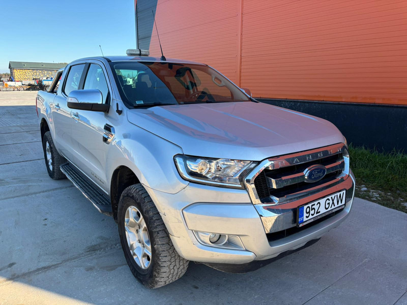Ford Ranger 4x4 - Binek araba: fotoğraf 3 Ford Ranger 4x4 - Binek araba: fotoğraf 3