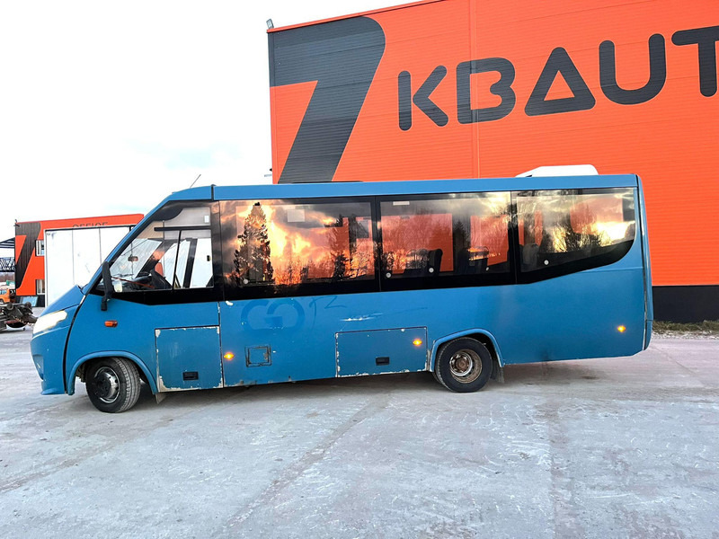 Iveco Kapena Thesi 7 PCS AVAILABLE /EURO 6 / 27 SEATS+5 STANDING / AC / AUXILIARY HEATING - Minibüs, Minivan: fotoğraf 4 Iveco Kapena Thesi 7 PCS AVAILABLE /EURO 6 / 27 SEATS+5 STANDING / AC / AUXILIARY HEATING - Minibüs, Minivan: fotoğraf 4