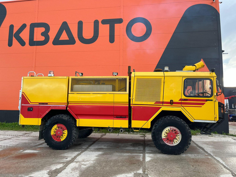 MAN DAF 14.440 4x4 Rosenbauer R280HN2 / 2800 l/min - 15 bar / 300 l/min - 40 bar / tanks 178 + 1546 l - İtfaiye aracı: fotoğraf 5 MAN DAF 14.440 4x4 Rosenbauer R280HN2 / 2800 l/min - 15 bar / 300 l/min - 40 bar / tanks 178 + 1546 l - İtfaiye aracı: fotoğraf 5
