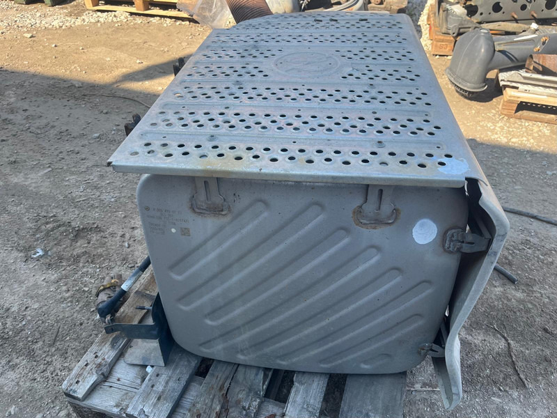 Mercedes-Benz ACTROS MP4 KATALYSATOR A0054900712 - Katalitik konvertör - Kamyon: fotoğraf 3 Mercedes-Benz ACTROS MP4 KATALYSATOR A0054900712 - Katalitik konvertör - Kamyon: fotoğraf 3