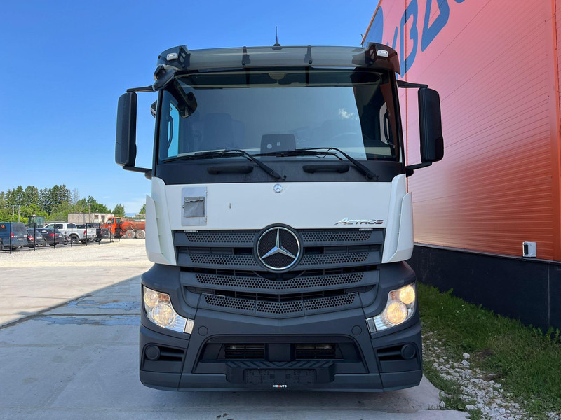 Mercedes-Benz Actros 2545 6x2 BOX L=7526 mm - Kapalı kasa kamyon: fotoğraf 2 Mercedes-Benz Actros 2545 6x2 BOX L=7526 mm - Kapalı kasa kamyon: fotoğraf 2