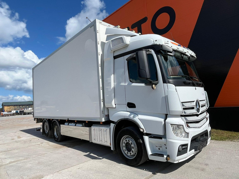 Mercedes-Benz Actros 2551 6x2*4 BOX L=7401mm - Kapalı kasa kamyon: fotoğraf 4 Mercedes-Benz Actros 2551 6x2*4 BOX L=7401mm - Kapalı kasa kamyon: fotoğraf 4
