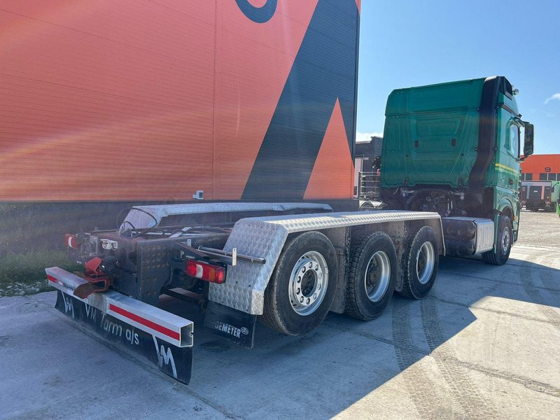 Mercedes-Benz Actros 3563 8x4*4 RETARDER / CHASSIS L=7358 mm - Şasi kamyon: fotoğraf 5 Mercedes-Benz Actros 3563 8x4*4 RETARDER / CHASSIS L=7358 mm - Şasi kamyon: fotoğraf 5