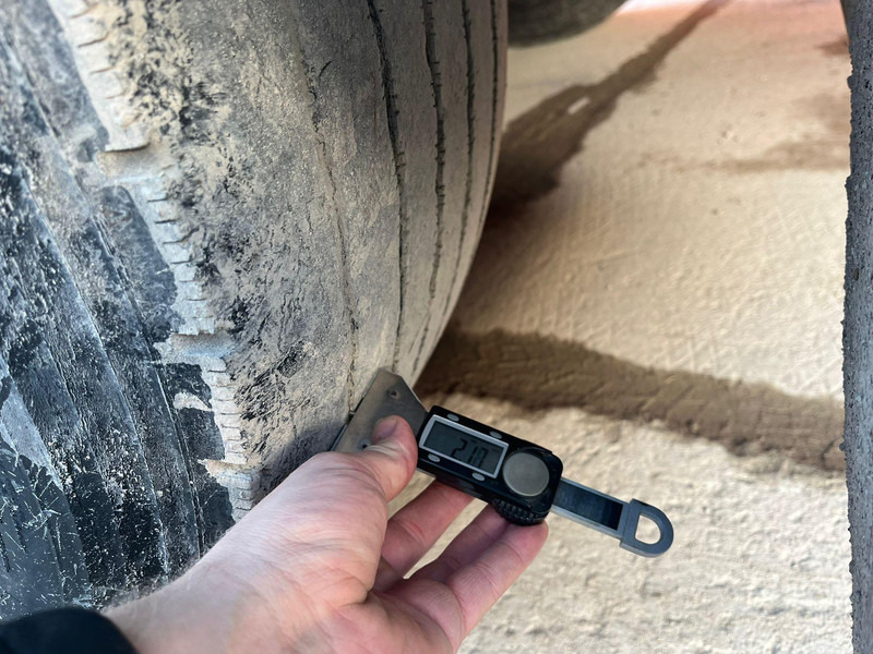 Kapalı kasa kamyon Mercedes-Benz Antos 2543 6x2*4 LIFTABLE BOX ROOF / BOX L=7773 mm: fotoğraf 20