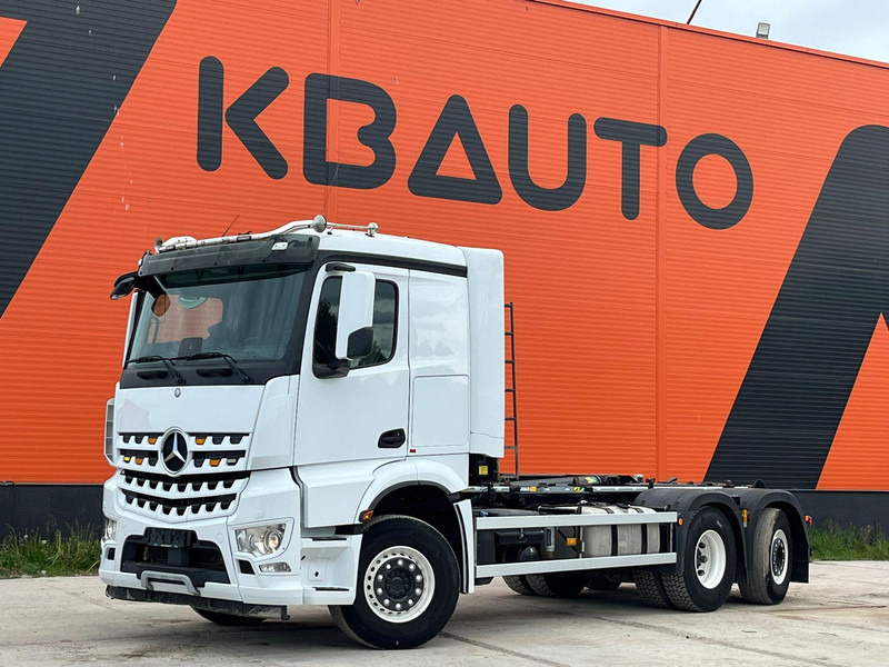Mercedes-Benz Arocs 2542 6x2*4 JOAB 20 ton / L=5400 mm - Kancalı yükleyici kamyon: fotoğraf 1 Mercedes-Benz Arocs 2542 6x2*4 JOAB 20 ton / L=5400 mm - Kancalı yükleyici kamyon: fotoğraf 1