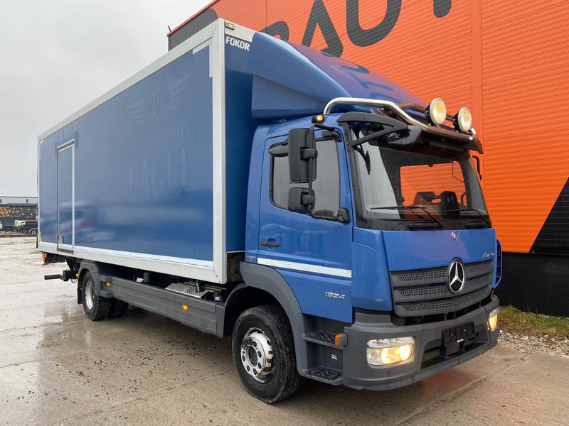 Mercedes-Benz Atego 1524 4x2 BOX L=7700 mm - Kapalı kasa kamyon: fotoğraf 4 Mercedes-Benz Atego 1524 4x2 BOX L=7700 mm - Kapalı kasa kamyon: fotoğraf 4