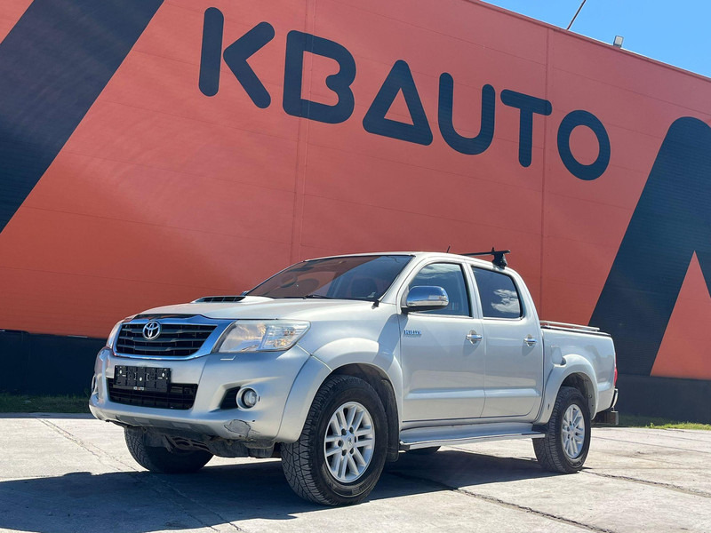 Toyota Hilux 4x4 - Pikap: fotoğraf 1 Toyota Hilux 4x4 - Pikap: fotoğraf 1