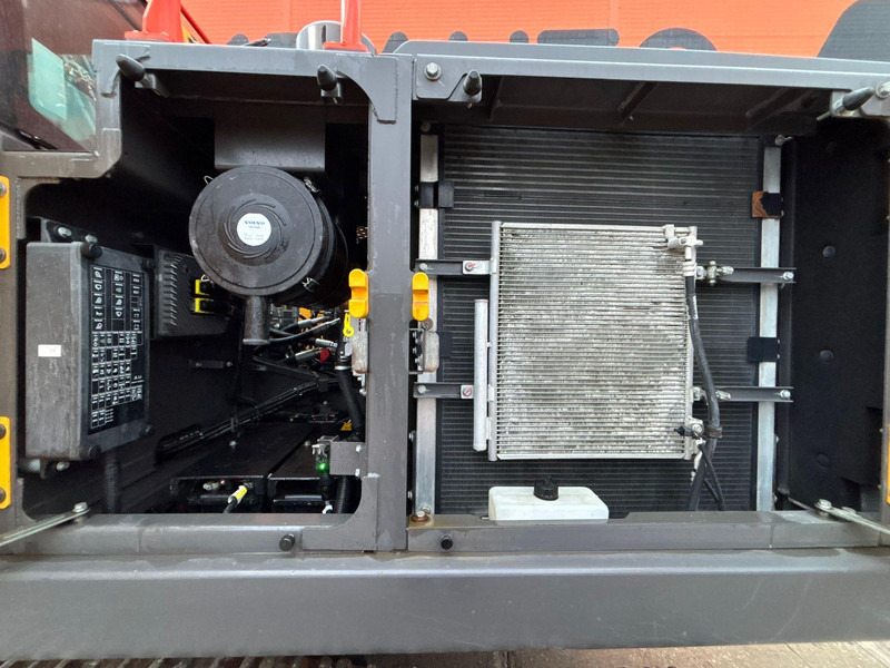 Paletli ekskavatör Volvo EC 220 EL ROTOTILT / CENTRAL LUBRICATION / AC / WEBASTO: fotoğraf 18 Paletli ekskavatör Volvo EC 220 EL ROTOTILT / CENTRAL LUBRICATION / AC / WEBASTO: fotoğraf 18