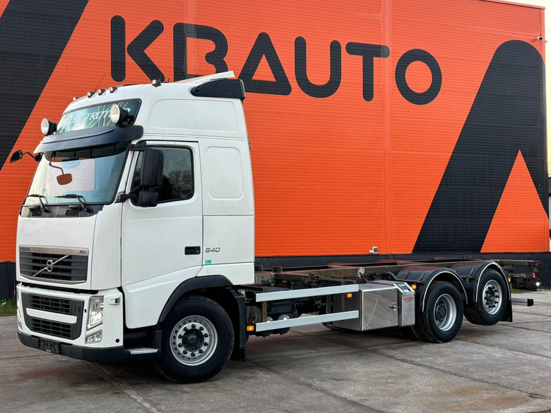 Volvo FH 540 6x2 LOW CHECKED MILEAGE ! / RETARDER / CHASSIS L=6975 mm - Şasi kamyon: fotoğraf 1 Volvo FH 540 6x2 LOW CHECKED MILEAGE ! / RETARDER / CHASSIS L=6975 mm - Şasi kamyon: fotoğraf 1