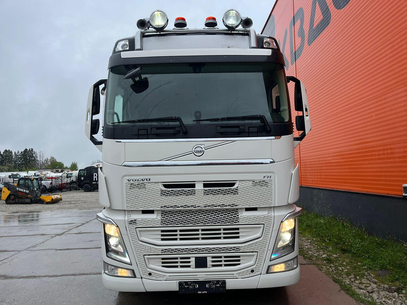 Volvo FH 540 6x4 HIAB 21 ton / L=5600 mm / RETARDER / TANDEM AXLE LIFT - Kancalı yükleyici kamyon: fotoğraf 3 Volvo FH 540 6x4 HIAB 21 ton / L=5600 mm / RETARDER / TANDEM AXLE LIFT - Kancalı yükleyici kamyon: fotoğraf 3