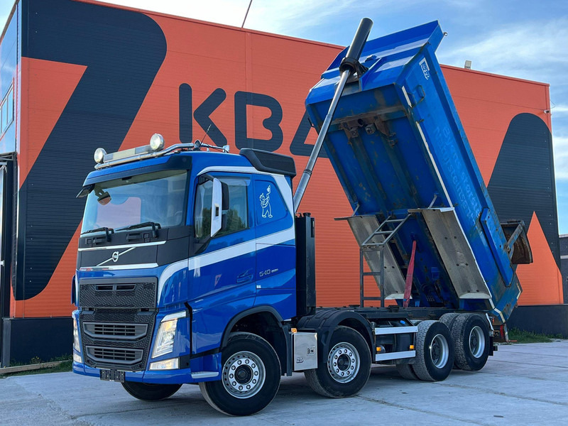 Volvo FH 540 8x4 TANDEM AXLE LIFT / BIG AXLES / BOX L=5712 mm - Damperli kamyon: fotoğraf 2 Volvo FH 540 8x4 TANDEM AXLE LIFT / BIG AXLES / BOX L=5712 mm - Damperli kamyon: fotoğraf 2