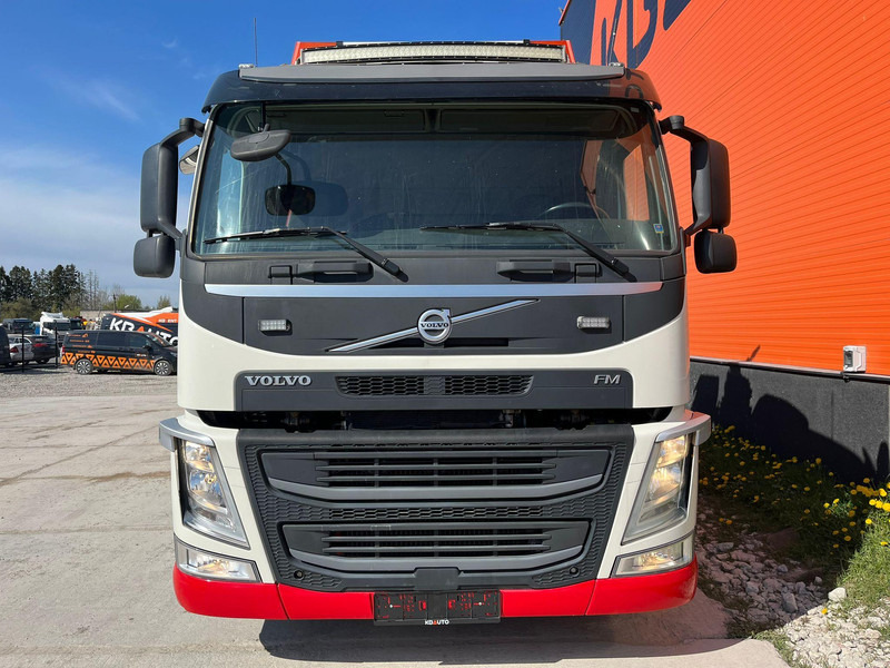 Volvo FM 460 8x2*6 HIAB 302E-6 / PLATFORM L=6721 mm - Sal/ Açık kasa kamyon, Vinçli kamyon: fotoğraf 3 Volvo FM 460 8x2*6 HIAB 302E-6 / PLATFORM L=6721 mm - Sal/ Açık kasa kamyon, Vinçli kamyon: fotoğraf 3