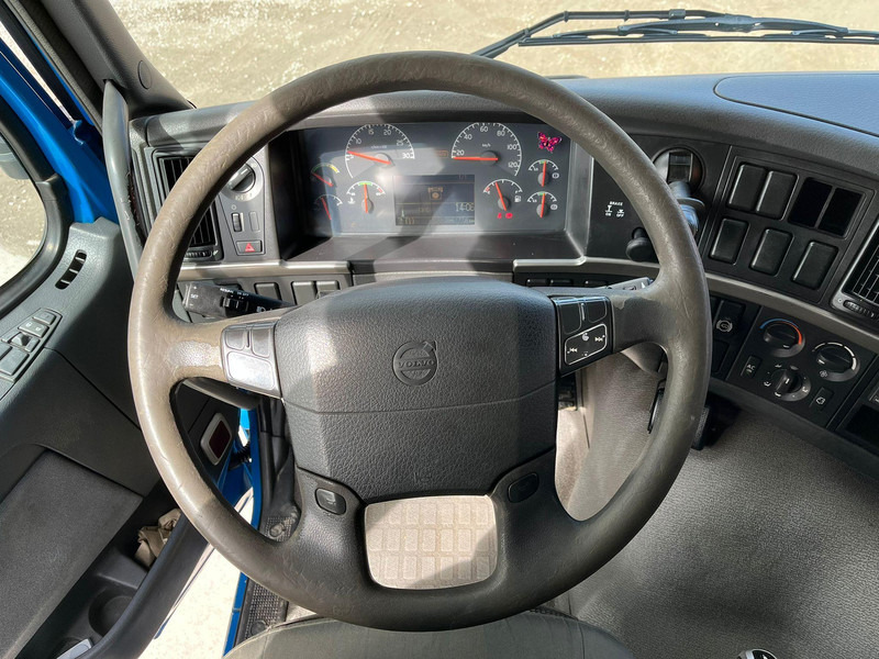Sal/ Açık kasa kamyon, Vinçli kamyon Volvo FM 9 300 6x2*4 HIAB 085D-3 / PLATFORM L=6320 mm: fotoğraf 16