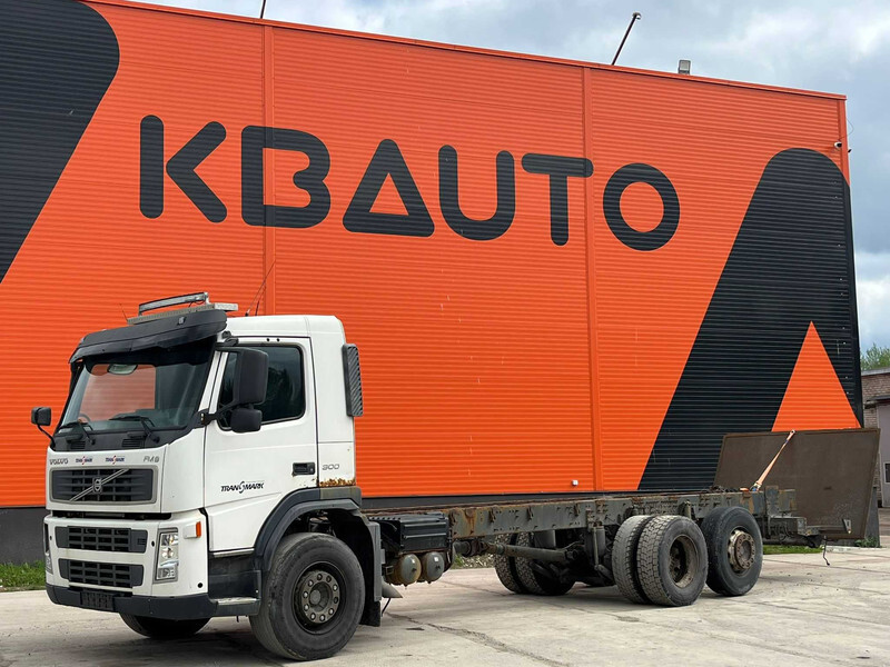 Volvo FM 9 300 6x2 CHASSIS L=8779 mm - Şasi kamyon: fotoğraf 1 Volvo FM 9 300 6x2 CHASSIS L=8779 mm - Şasi kamyon: fotoğraf 1