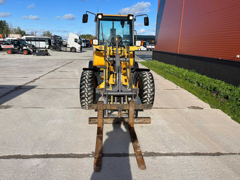 Volvo L 25 F BUCKET & FORKS - Tekerlekli yükleyici: fotoğraf 3 Volvo L 25 F BUCKET & FORKS - Tekerlekli yükleyici: fotoğraf 3
