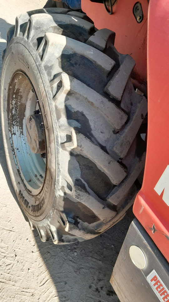 MANITOU MT 1235S - Teleskopik tekerlekli yükleyici: fotoğraf 5 MANITOU MT 1235S - Teleskopik tekerlekli yükleyici: fotoğraf 5