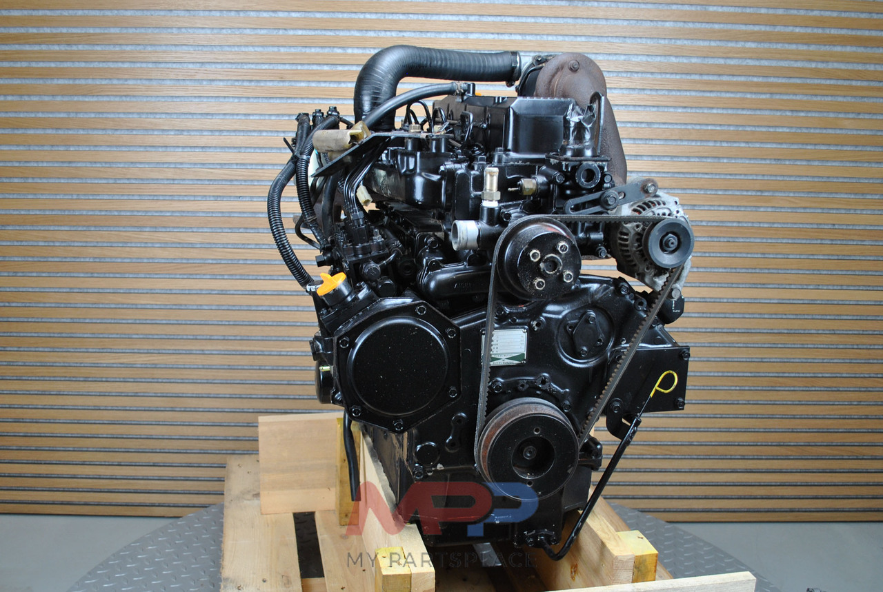 YANMAR 4TNE100 / 4TNE100-T - Motor - Biçerdöver: fotoğraf 4 YANMAR 4TNE100 / 4TNE100-T - Motor - Biçerdöver: fotoğraf 4