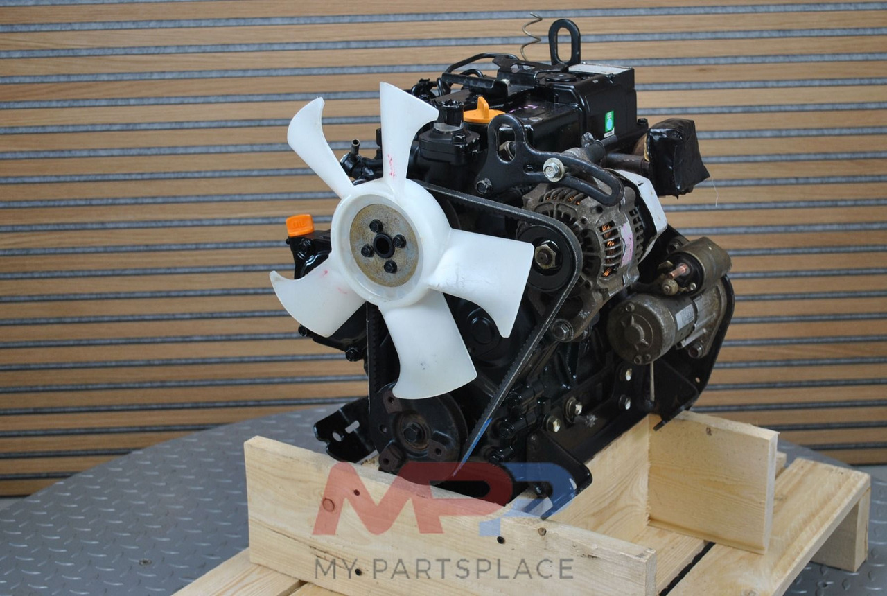 Yanmar Yanmar 3TNM72 - Motor - Tarım araçları: fotoğraf 1 Yanmar Yanmar 3TNM72 - Motor - Tarım araçları: fotoğraf 1