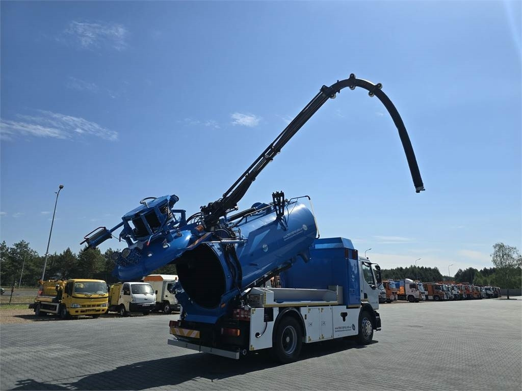 Renault 4x2 WUKO RIVARD for collecting liquid waste - Atık toplama taşıt/ Özel amaçlı taşıt: fotoğraf 1 Renault 4x2 WUKO RIVARD for collecting liquid waste - Atık toplama taşıt/ Özel amaçlı taşıt: fotoğraf 1