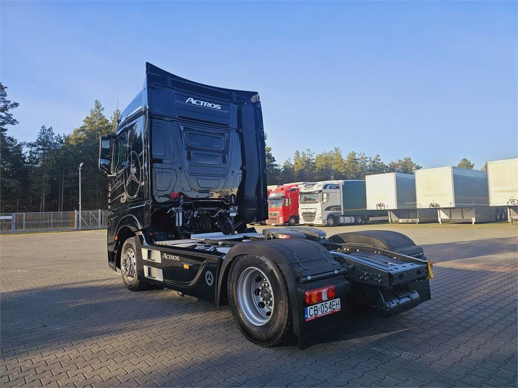 Mercedes-Benz ACTROS 1843 - Çekici: fotoğraf 3 Mercedes-Benz ACTROS 1843 - Çekici: fotoğraf 3
