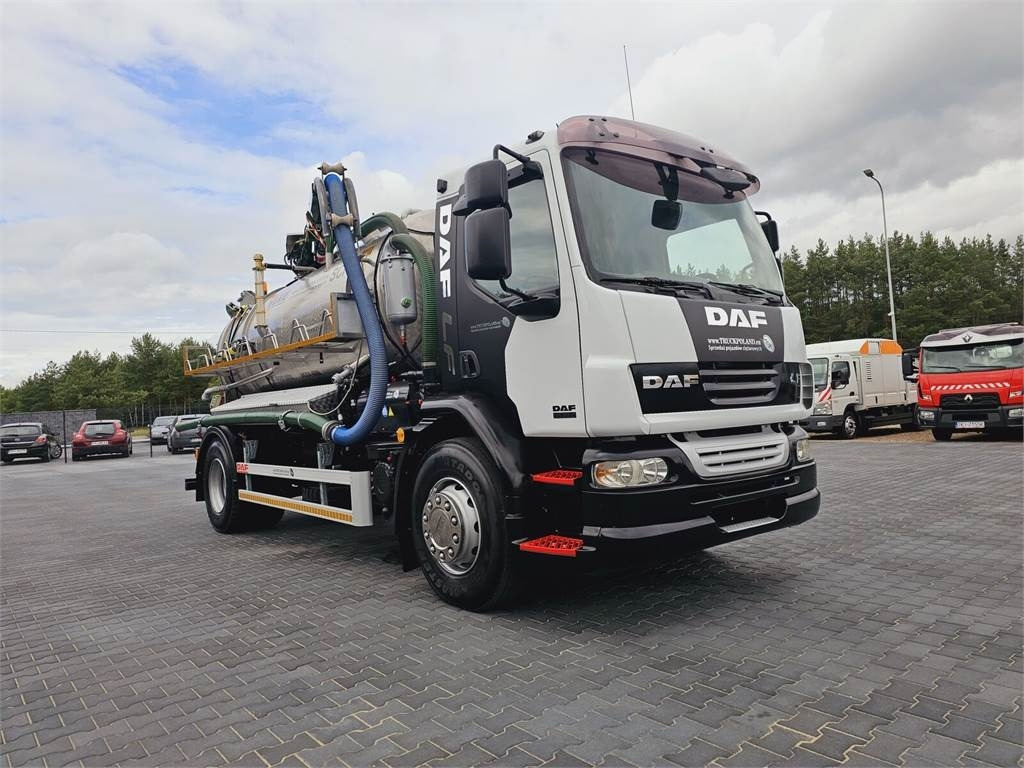 DAF WUKO SCK-4HW for collecting waste liquid separator - Vidanjör: fotoğraf 2 DAF WUKO SCK-4HW for collecting waste liquid separator - Vidanjör: fotoğraf 2