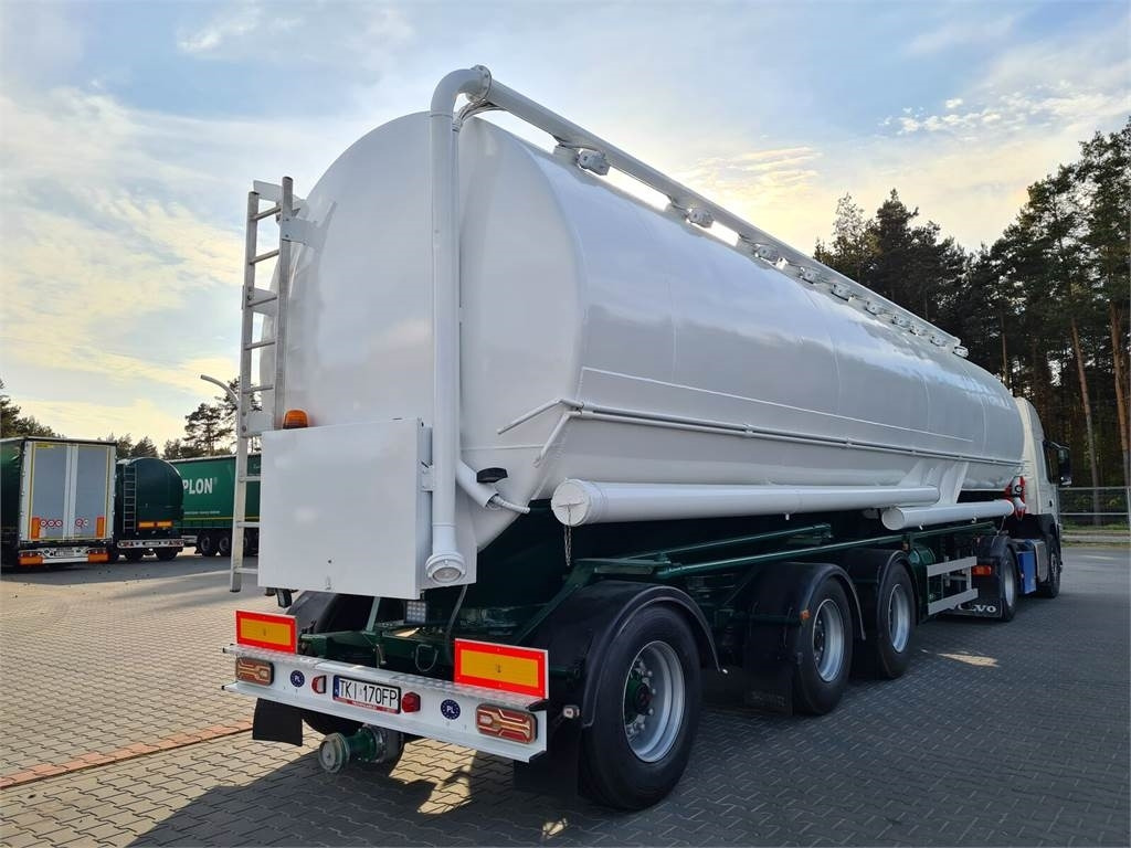 Lambrecht with suction WELGRO fodder, flour, wheat - Tanker dorse: fotoğraf 1 Lambrecht with suction WELGRO fodder, flour, wheat - Tanker dorse: fotoğraf 1
