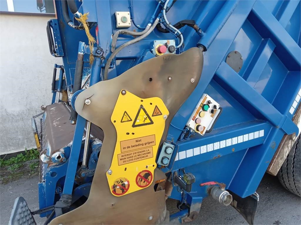 MAN Superstructure garbage truck MOL VDK PUSHER 20m3 - Çöp kamyonu: fotoğraf 3 MAN Superstructure garbage truck MOL VDK PUSHER 20m3 - Çöp kamyonu: fotoğraf 3