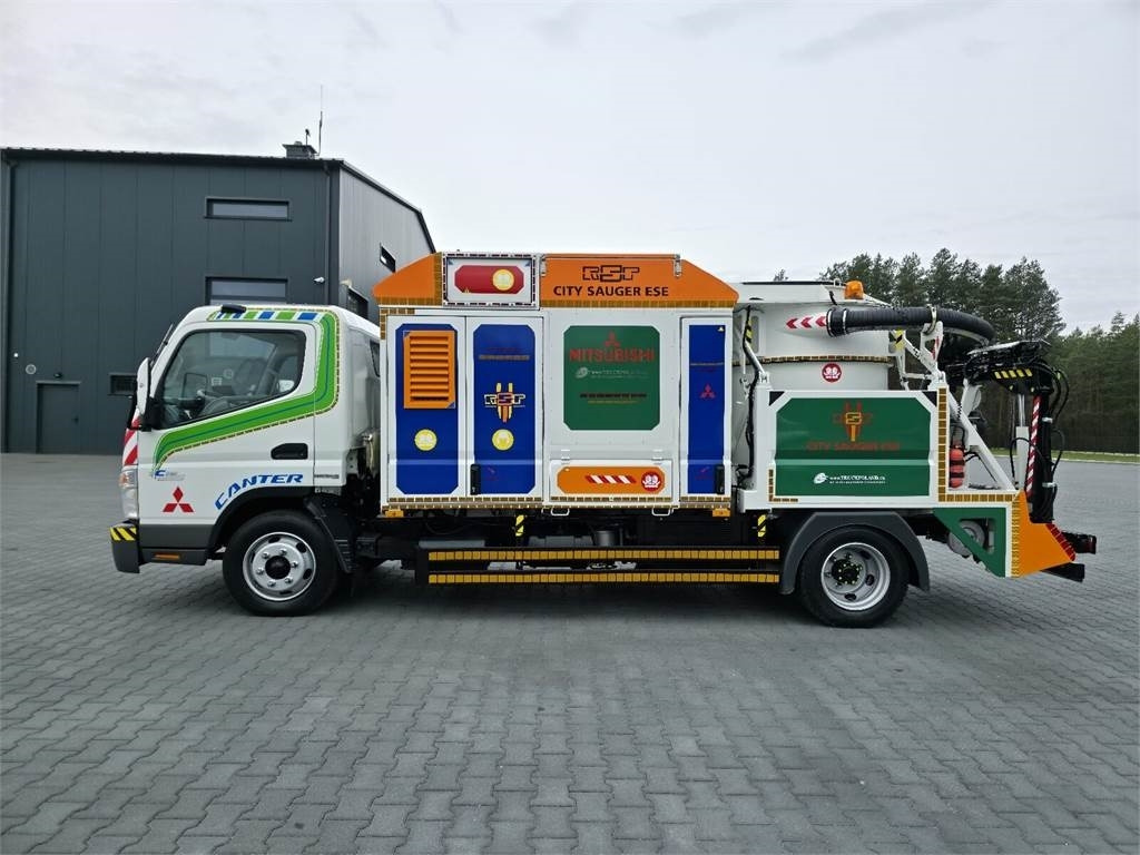 Mitsubishi CANTER odkurzacz koparka ssąca Saugbagger CITY SAU - Vidanjör: fotoğraf 4 Mitsubishi CANTER odkurzacz koparka ssąca Saugbagger CITY SAU - Vidanjör: fotoğraf 4