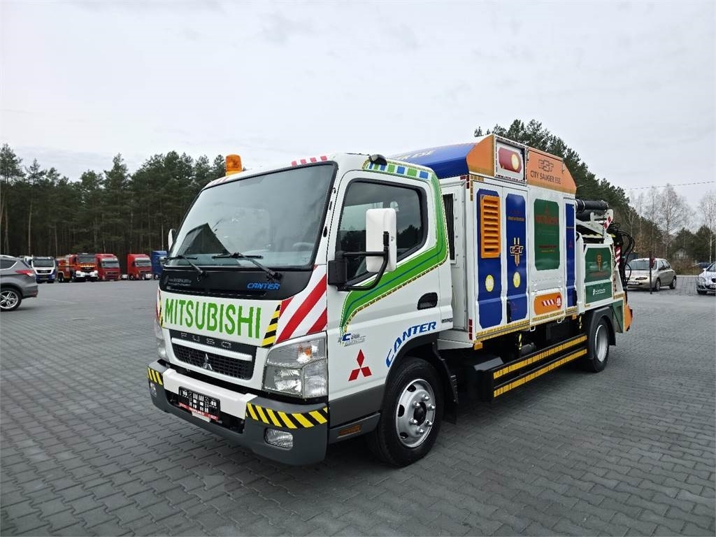 Mitsubishi CANTER odkurzacz koparka ssąca Saugbagger CITY SAU - Vidanjör: fotoğraf 3 Mitsubishi CANTER odkurzacz koparka ssąca Saugbagger CITY SAU - Vidanjör: fotoğraf 3