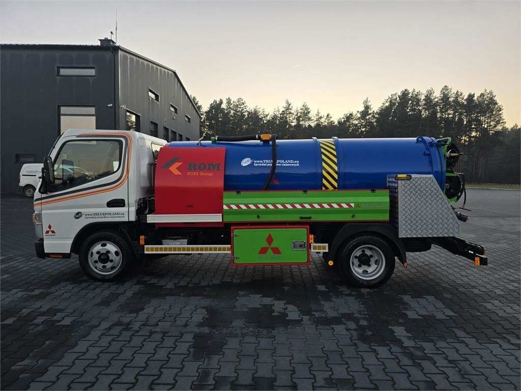 Mitsubishi ROM SMART COMBI WUKO HOT WATER FOR CLEANING SEWAGE - Vidanjör: fotoğraf 4 Mitsubishi ROM SMART COMBI WUKO HOT WATER FOR CLEANING SEWAGE - Vidanjör: fotoğraf 4
