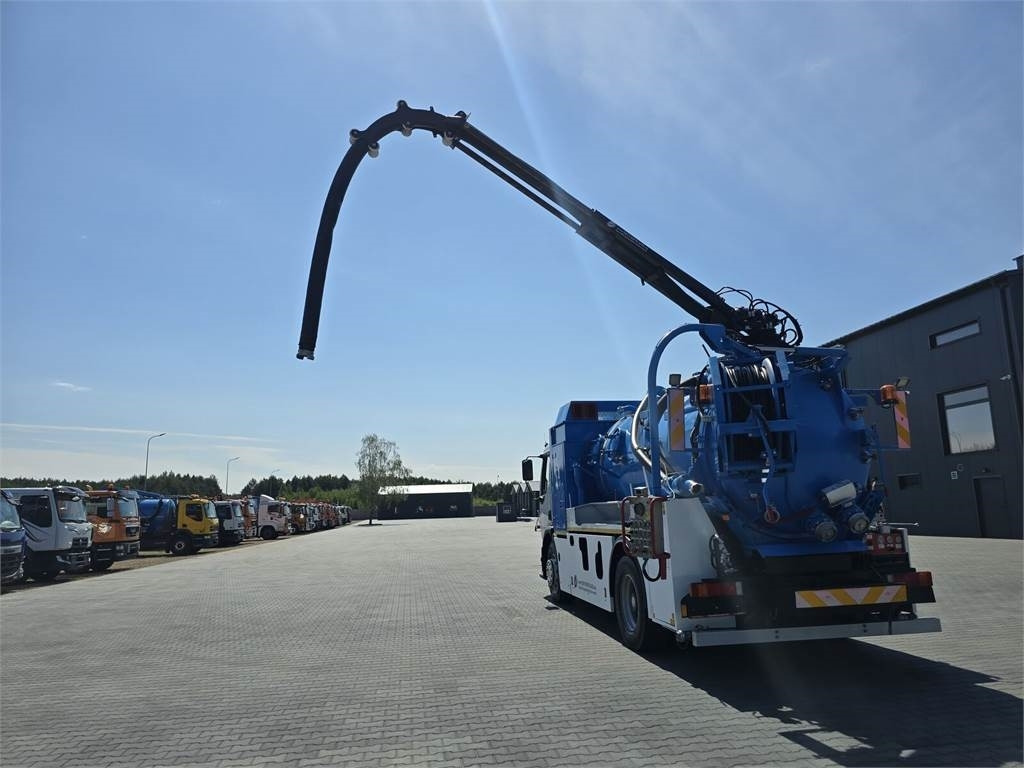 Renault 4x2 WUKO RIVARD for collecting liquid waste  finansal kiralama Renault 4x2 WUKO RIVARD for collecting liquid waste: fotoğraf 8