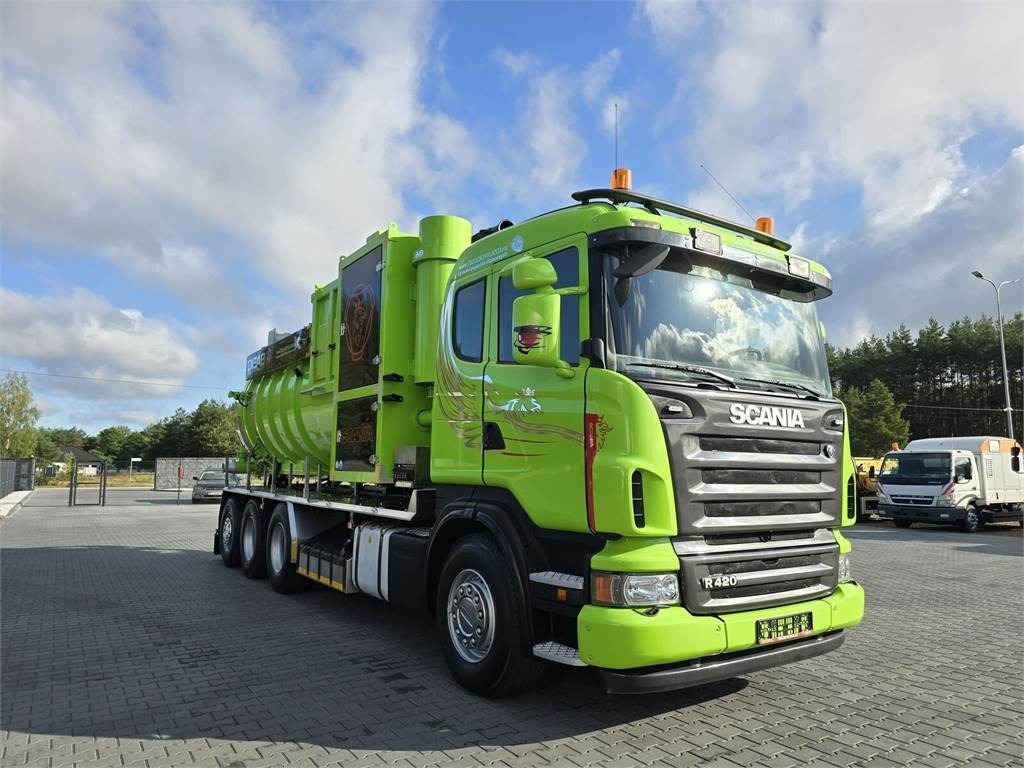 Scania Disab Centurion P210/9 Suction-blowing vacuum load - Ekskavatör: fotoğraf 2 Scania Disab Centurion P210/9 Suction-blowing vacuum load - Ekskavatör: fotoğraf 2