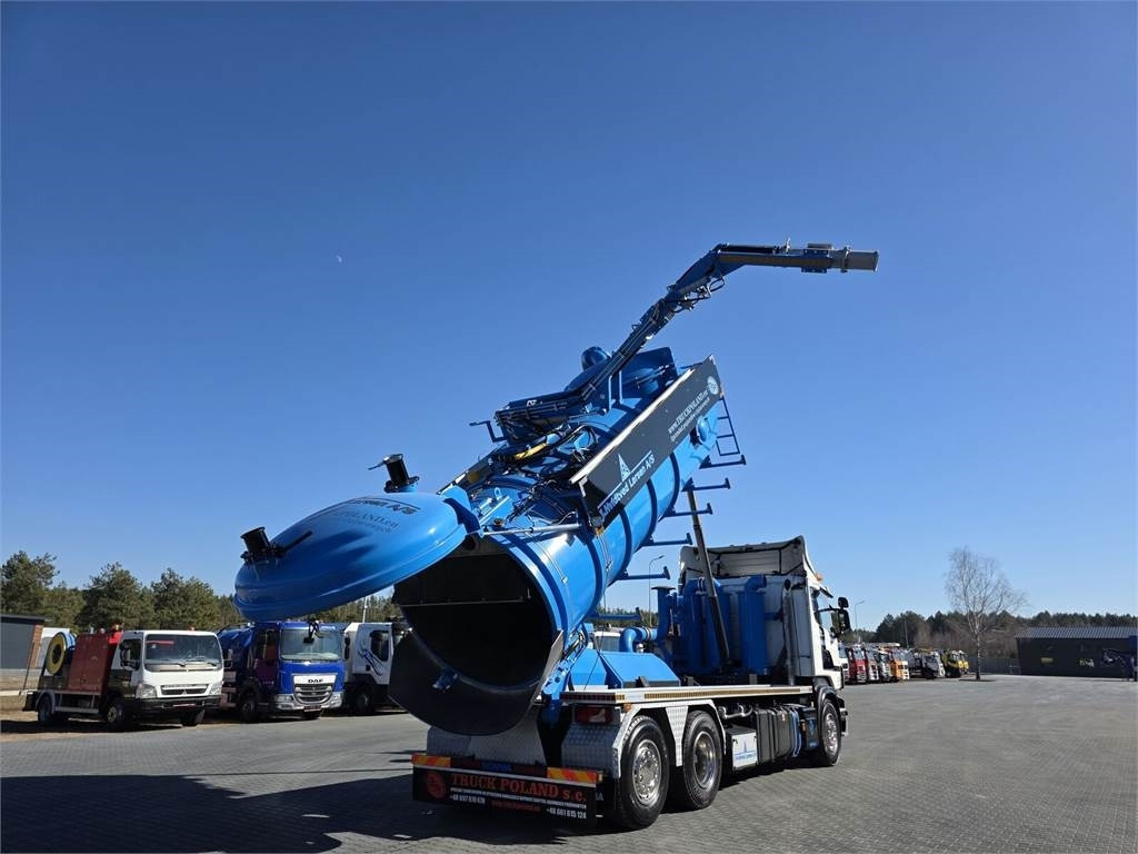 Scania Larsen FlexVac 311 Vacuum suction loader - Ekskavatör: fotoğraf 1 Scania Larsen FlexVac 311 Vacuum suction loader - Ekskavatör: fotoğraf 1