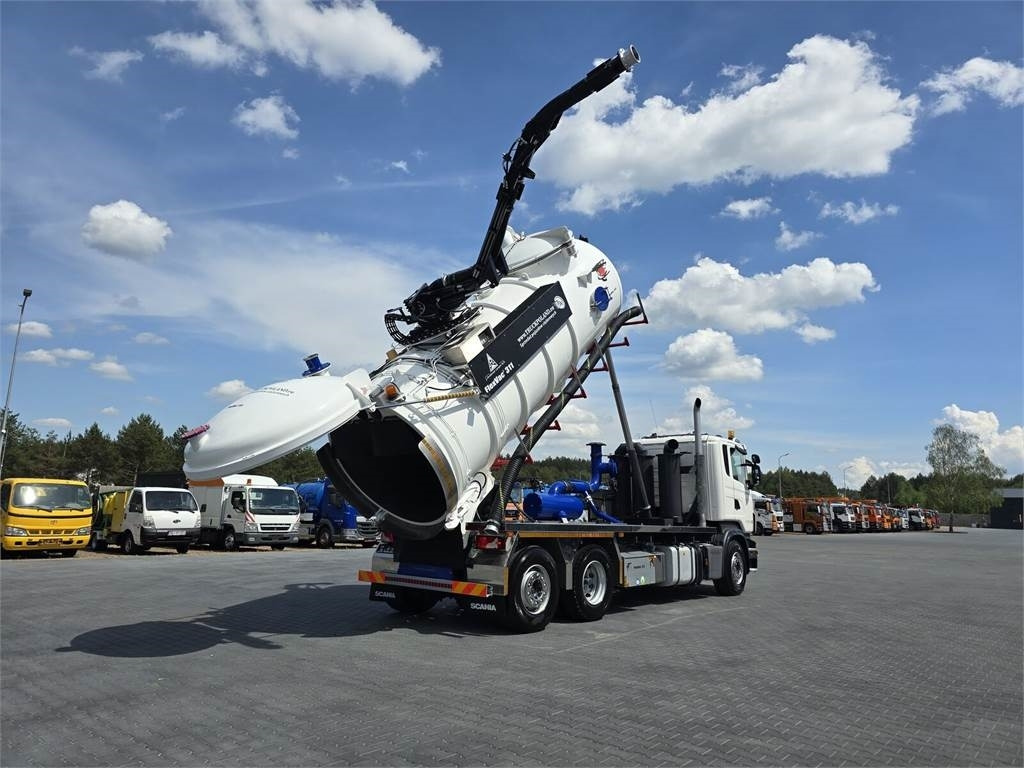Scania Saugbagger Larsen FlexVac 311 Vacuum suction loade - Ekskavatör: fotoğraf 1 Scania Saugbagger Larsen FlexVac 311 Vacuum suction loade - Ekskavatör: fotoğraf 1