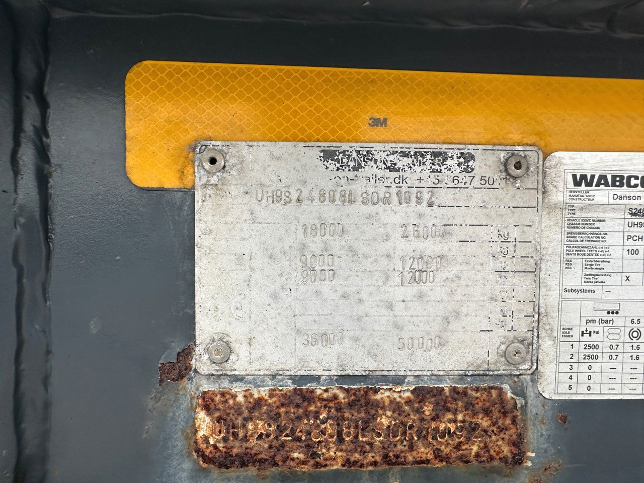 Doll Danson 2 achs tiefbett / ausziehbar - Alçak çerçeveli platform dorse: fotoğraf 4 Doll Danson 2 achs tiefbett / ausziehbar - Alçak çerçeveli platform dorse: fotoğraf 4