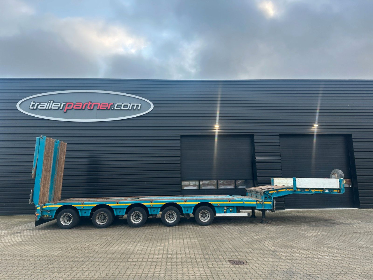 Faymonville 5 achs tieflader / Hydr. Verbreiterung HAUM-V - Alçak çerçeveli platform dorse: fotoğraf 1 Faymonville 5 achs tieflader / Hydr. Verbreiterung HAUM-V - Alçak çerçeveli platform dorse: fotoğraf 1