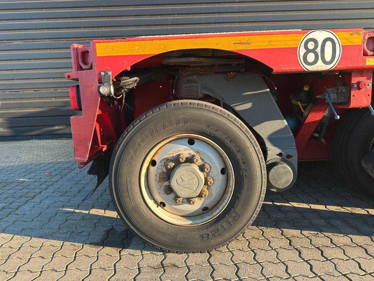 Faymonville Megamax 3 achs tiefbett / 3 x 12.000 kg Pendel - Alçak çerçeveli platform dorse: fotoğraf 5 Faymonville Megamax 3 achs tiefbett / 3 x 12.000 kg Pendel - Alçak çerçeveli platform dorse: fotoğraf 5