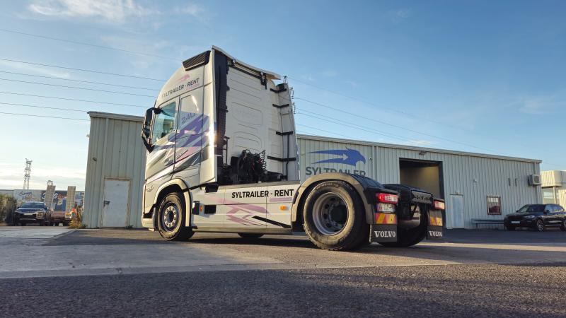 Volvo FH 500 AERO Globetrotter XXL (Location / Rent) - Çekici: fotoğraf 2 Volvo FH 500 AERO Globetrotter XXL (Location / Rent) - Çekici: fotoğraf 2
