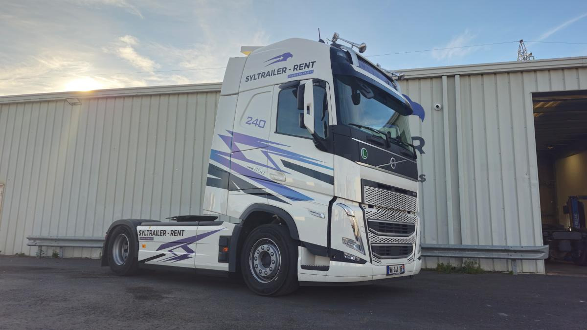 Volvo FH 500 Globetrotter XXL (Location / Rent) - Çekici: fotoğraf 1 Volvo FH 500 Globetrotter XXL (Location / Rent) - Çekici: fotoğraf 1