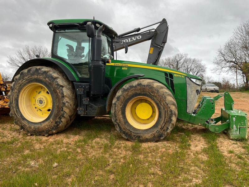 John Deere 8R 8370R - Traktör: fotoğraf 3 John Deere 8R 8370R - Traktör: fotoğraf 3