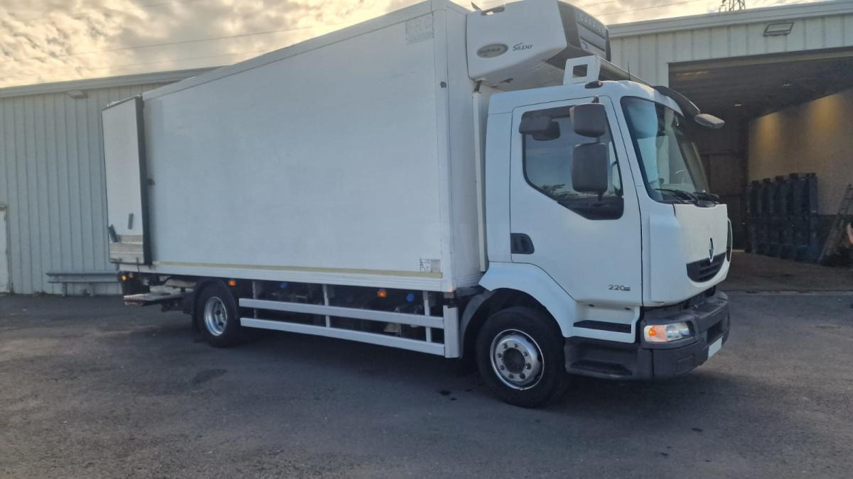 Renault Midlum 220 DXI - Refrijeratör kamyon: fotoğraf 2 Renault Midlum 220 DXI - Refrijeratör kamyon: fotoğraf 2