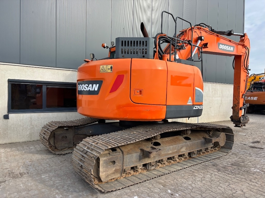 Doosan DX 235 LCR-5 - DX235 - DX235LCR - 235 - Paletli ekskavatör: fotoğraf 5 Doosan DX 235 LCR-5 - DX235 - DX235LCR - 235 - Paletli ekskavatör: fotoğraf 5